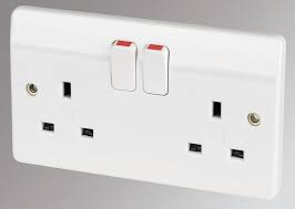 13 Amp 2 Gang Switched Wall Socket